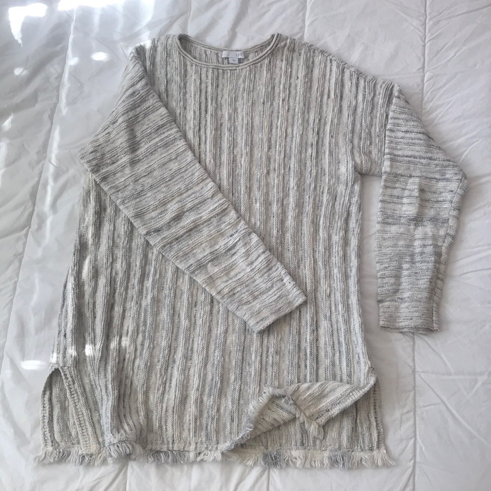 Gorgeous J. Jill tunic sweater! Sand with gray woven.